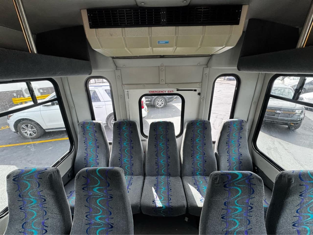 Ford Econoline Commercial Cutaway E-450 Super Duty 158" DRW 2012