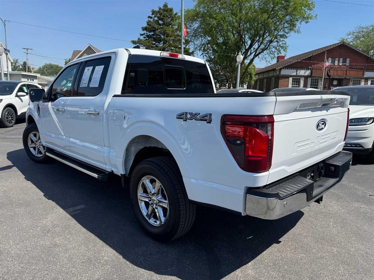 Ford F-150 XLT 4WD SuperCrew 5.5' Box 2025