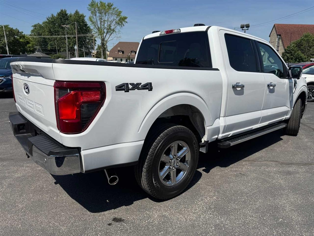 Ford F-150 XLT 4WD SuperCrew 5.5' Box 2025