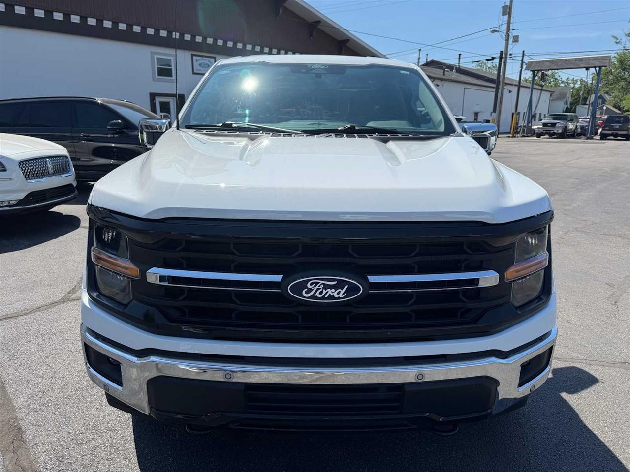 Ford F-150 XLT 4WD SuperCrew 5.5' Box 2025