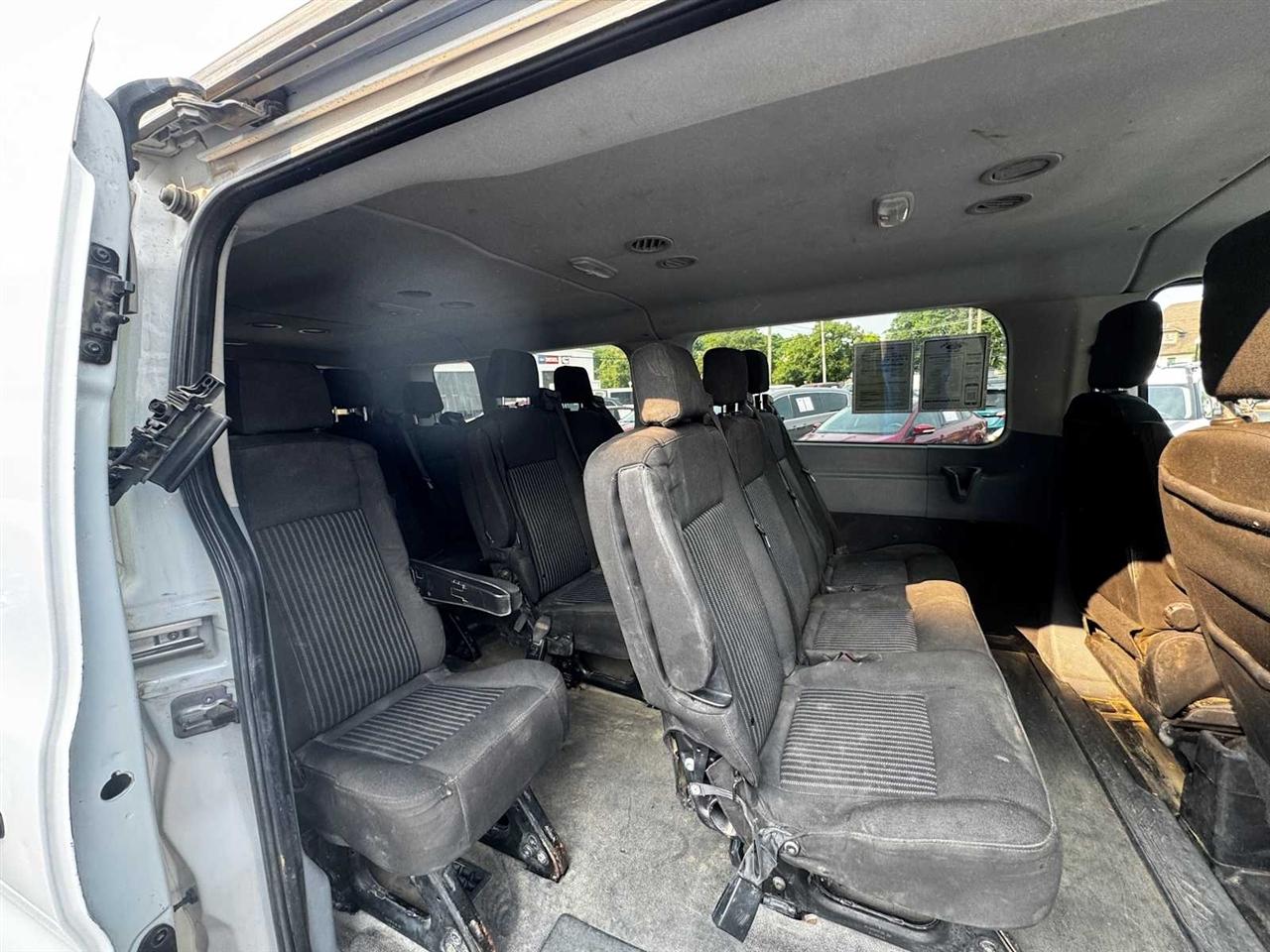 Ford Transit Passenger Wagon T-350 148" Low Roof XLT Sliding RH Dr 2019
