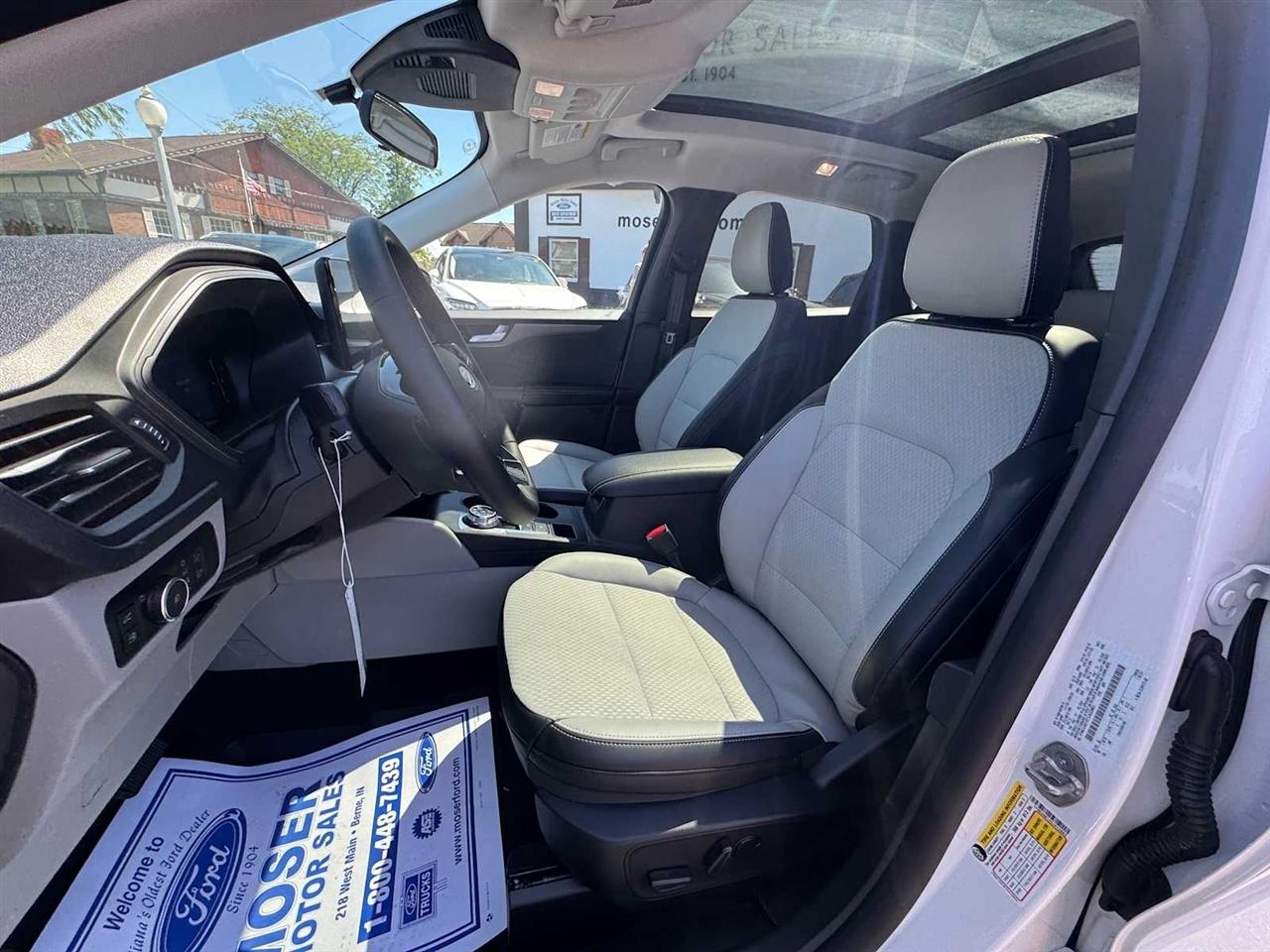 Ford Escape PHEV FWD 2026