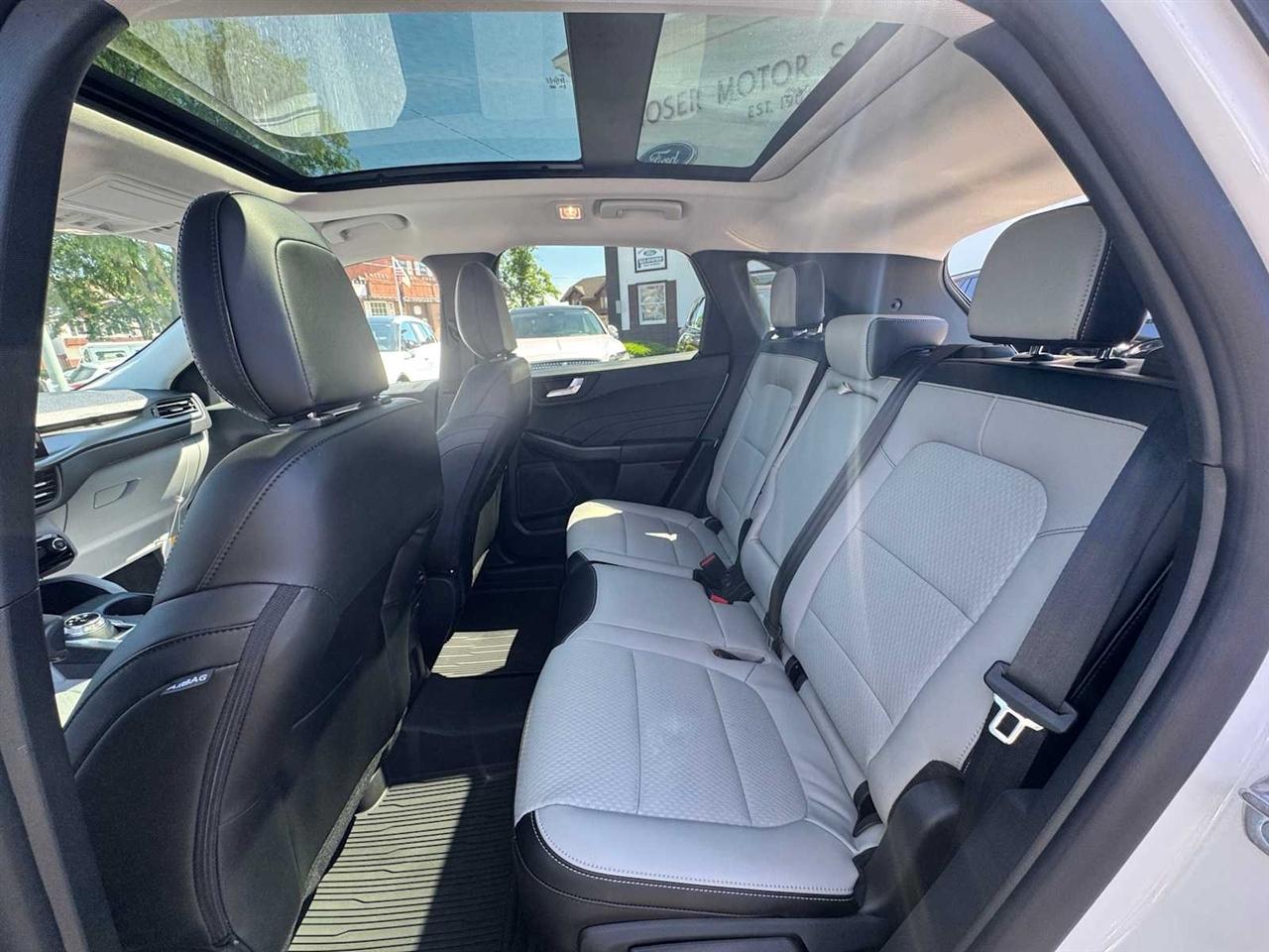 Ford Escape PHEV FWD 2026