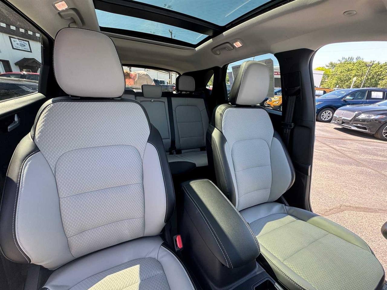 Ford Escape PHEV FWD 2026