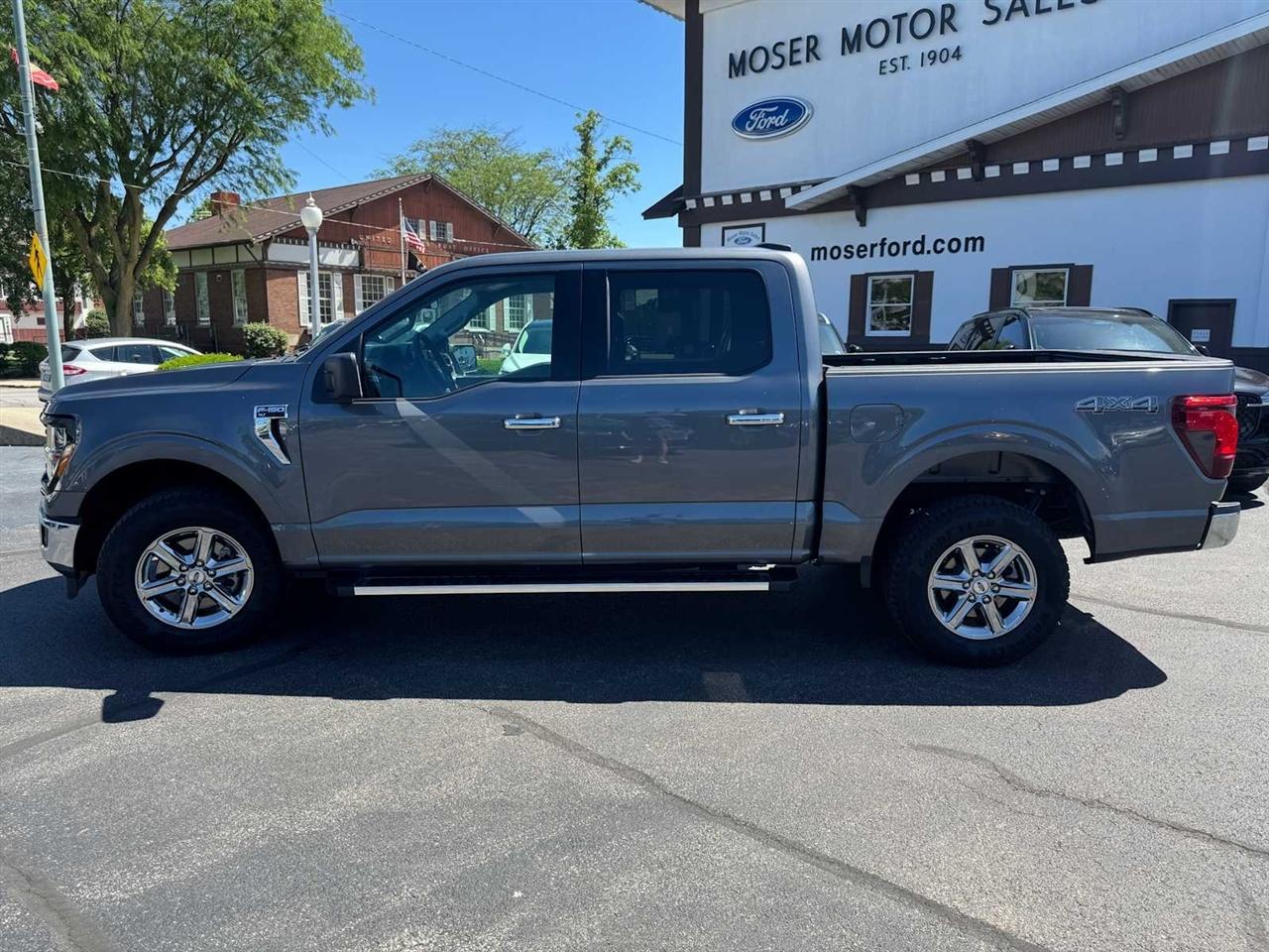 2025 Ford F-150 12