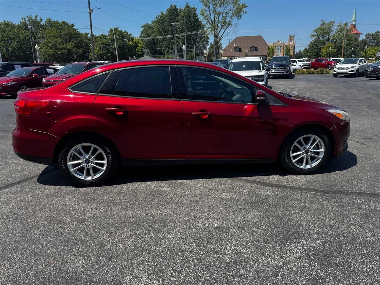 Ford Focus 4dr Sdn SE 2016