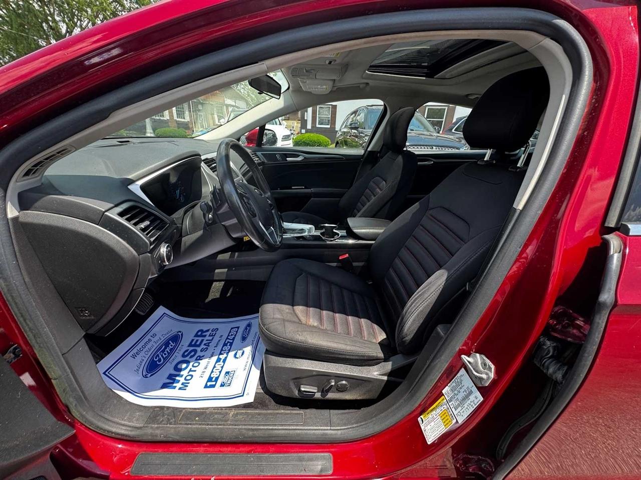 Used 2014 Ford Fusion SE with VIN 3FA6P0H95ER218960 for sale in Berne, IN