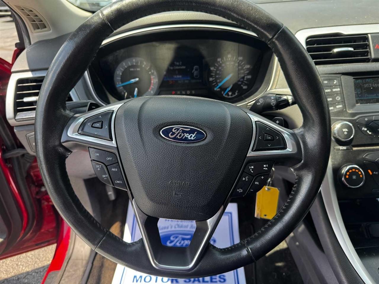 Ford Fusion 4dr Sdn SE FWD 2014