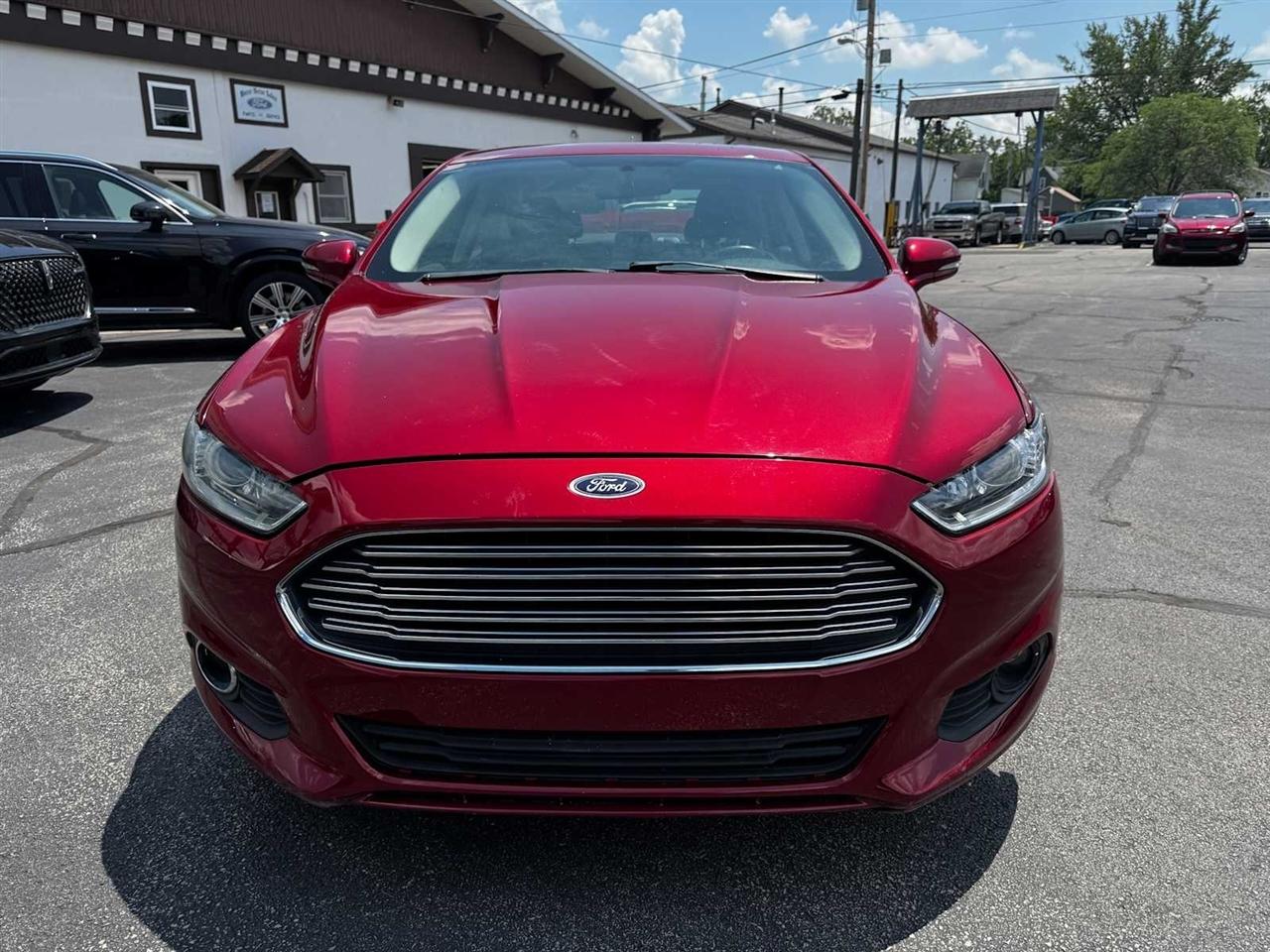Ford Fusion 4dr Sdn SE FWD 2014