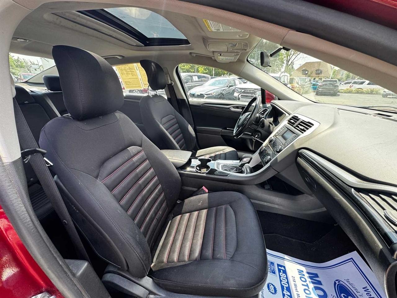 Ford Fusion 4dr Sdn SE FWD 2014