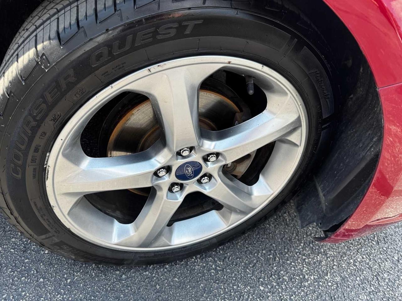 Ford Fusion 4dr Sdn SE FWD 2014
