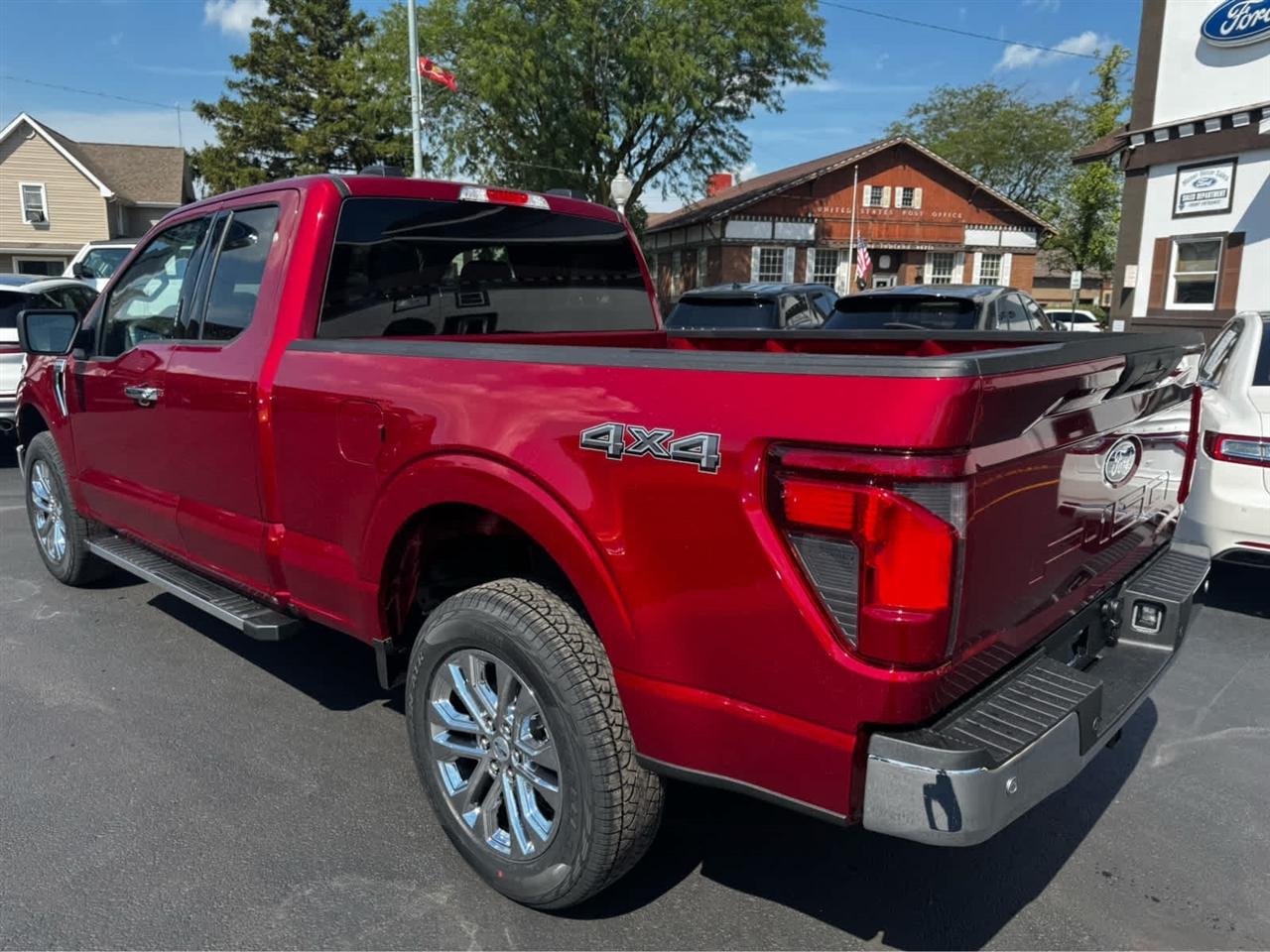 Ford F-150 XLT 4WD SuperCab 6.5' Box 2026