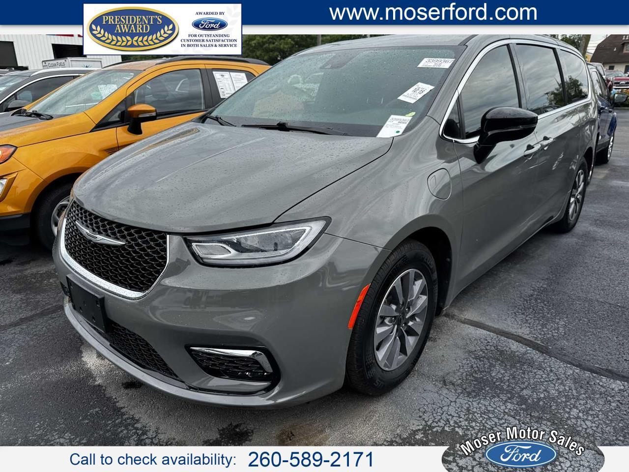 2025 Chrysler Pacifica Hybrid Select FWD