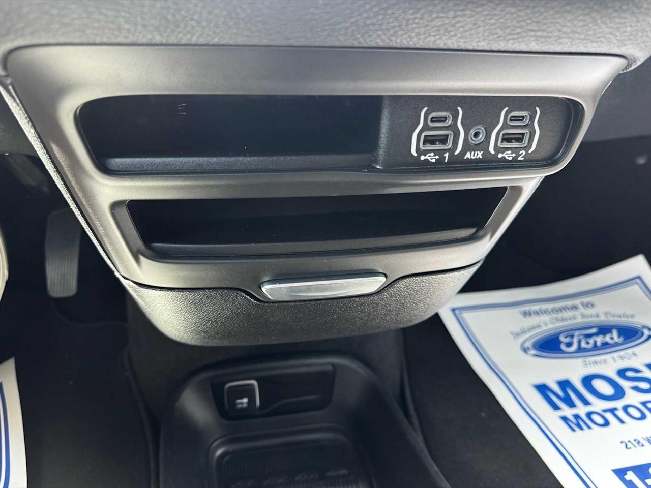 Chrysler Pacifica Hybrid Select FWD 2025