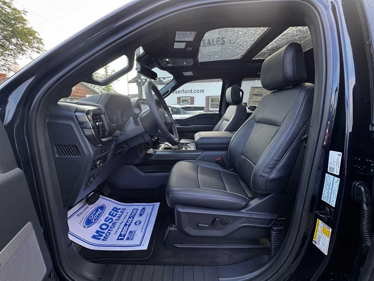 Ford F-150 Lariat 4WD SuperCrew 5.5' Box 2026