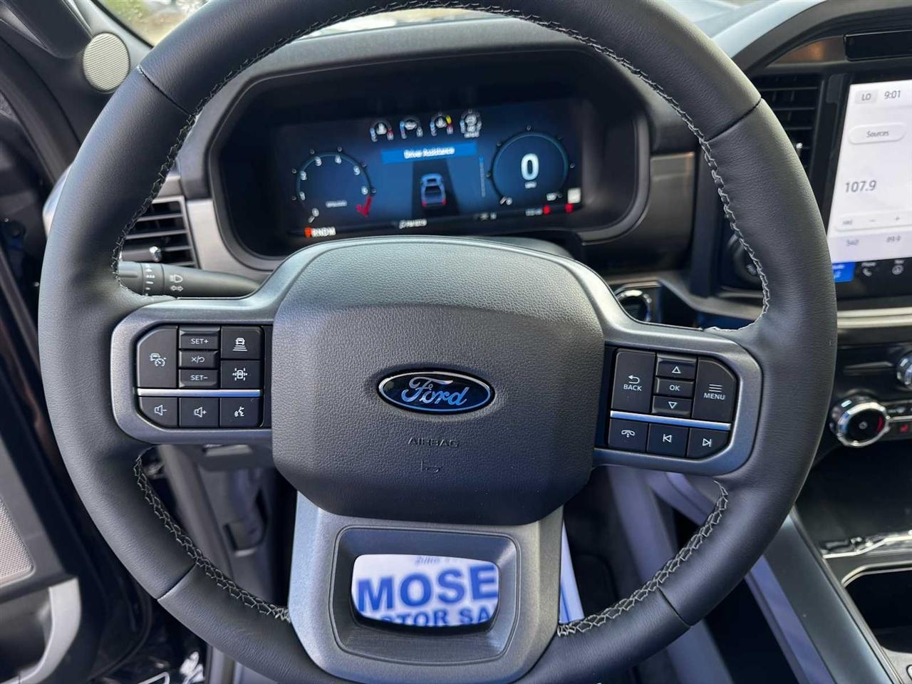 Ford F-150 Lariat 4WD SuperCrew 5.5' Box 2026