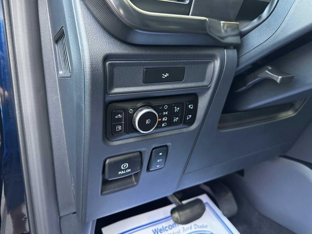 Ford F-150 Lariat 4WD SuperCrew 5.5' Box 2026