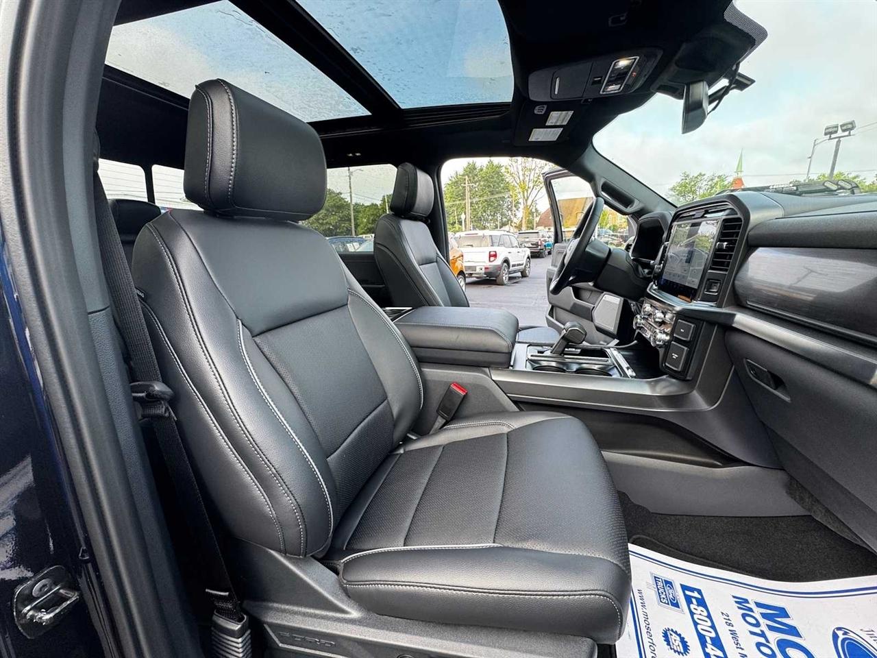Ford F-150 Lariat 4WD SuperCrew 5.5' Box 2026