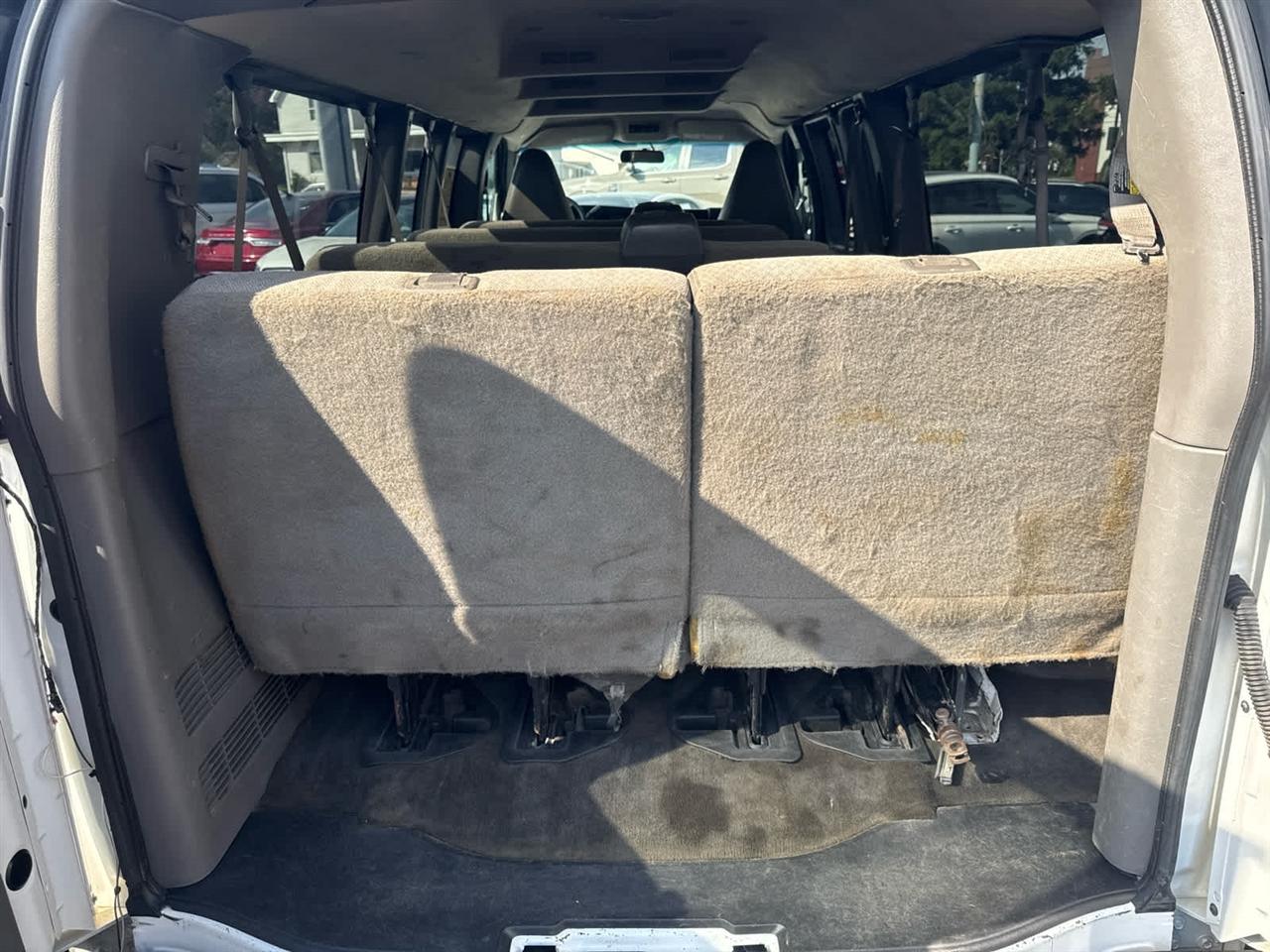 Chevrolet Express Passenger RWD 3500 155" LT 2018
