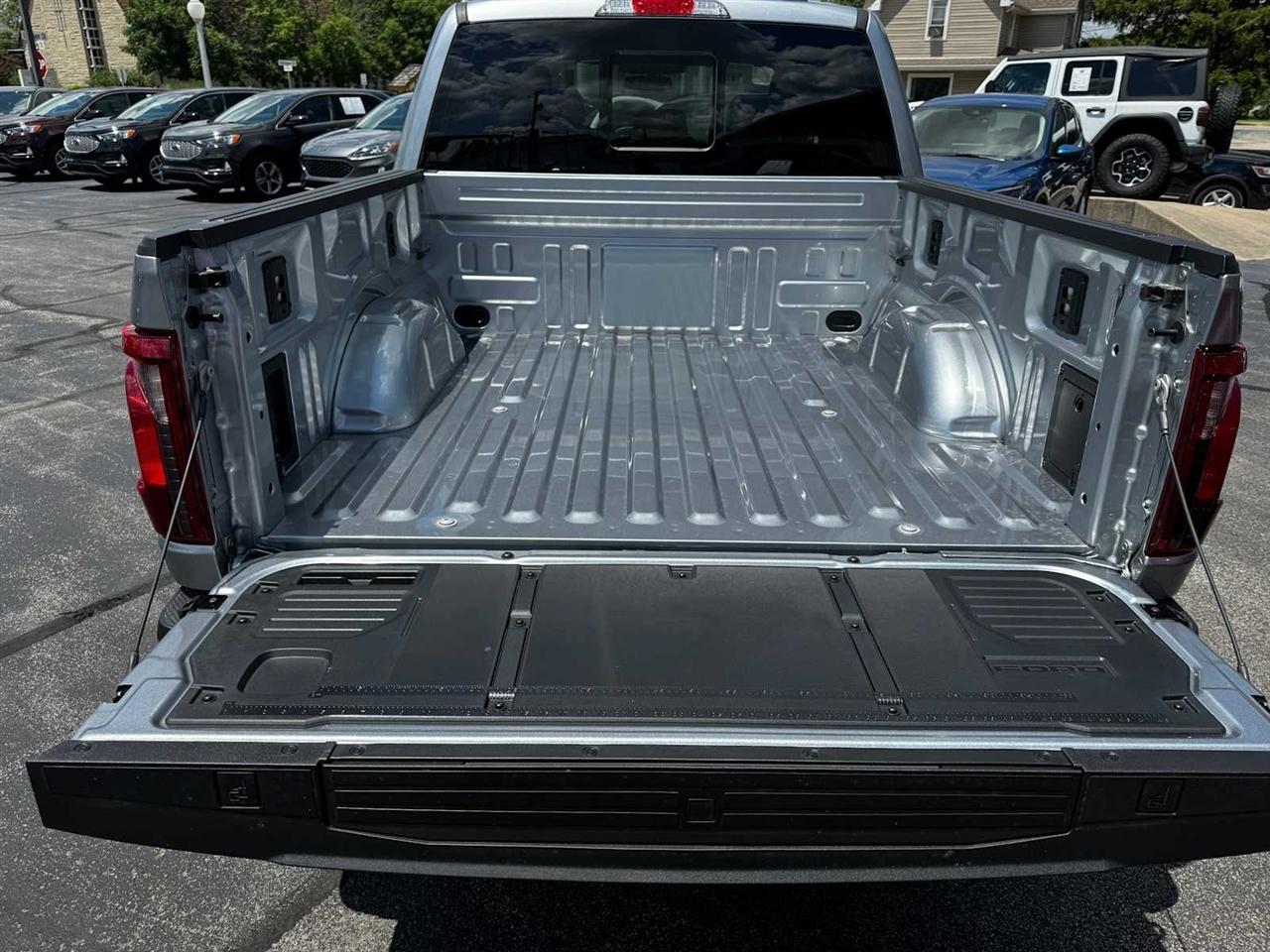 Ford F-150 XLT 4WD SuperCrew 5.5' Box 2026