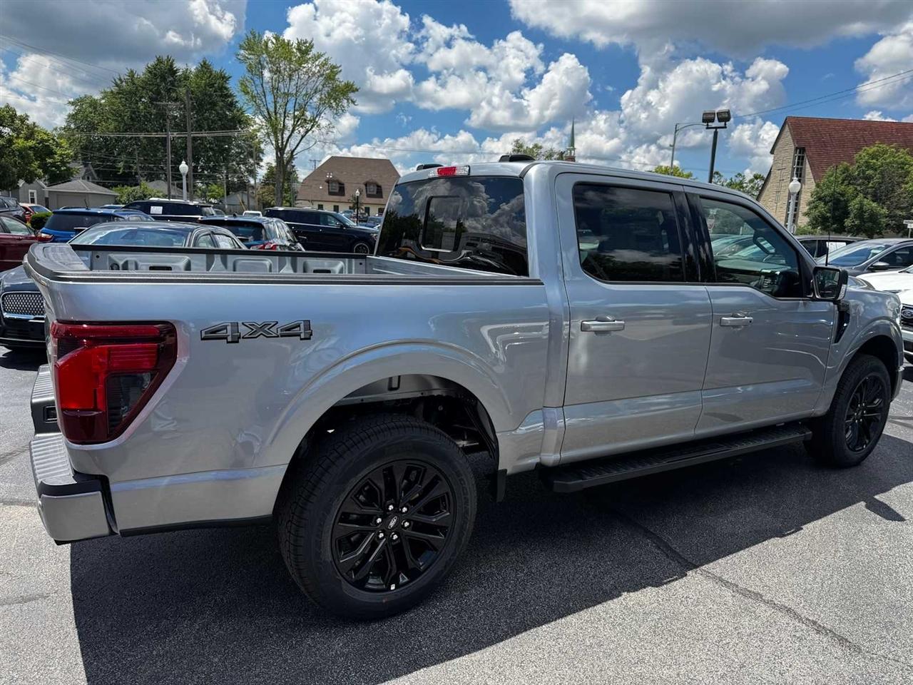 Ford F-150 XLT 4WD SuperCrew 5.5' Box 2026