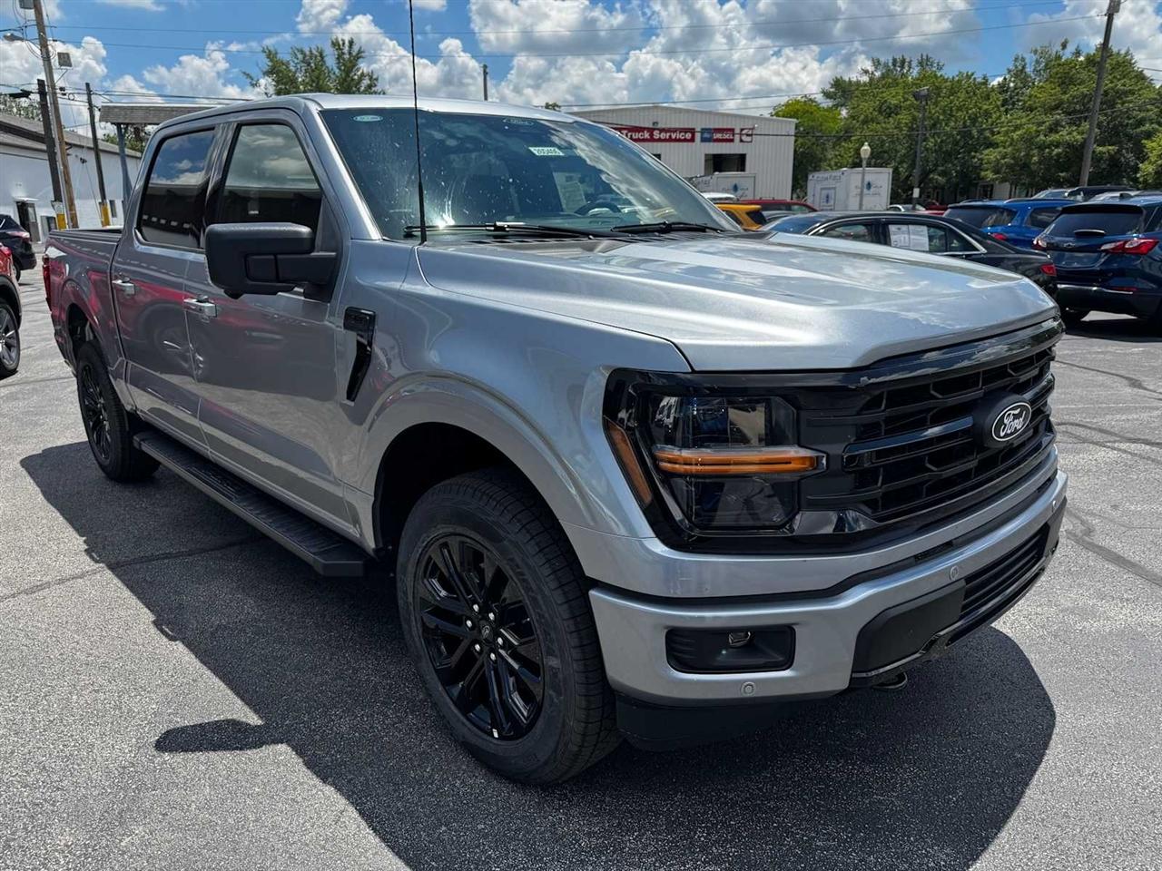 Ford F-150 XLT 4WD SuperCrew 5.5' Box 2026