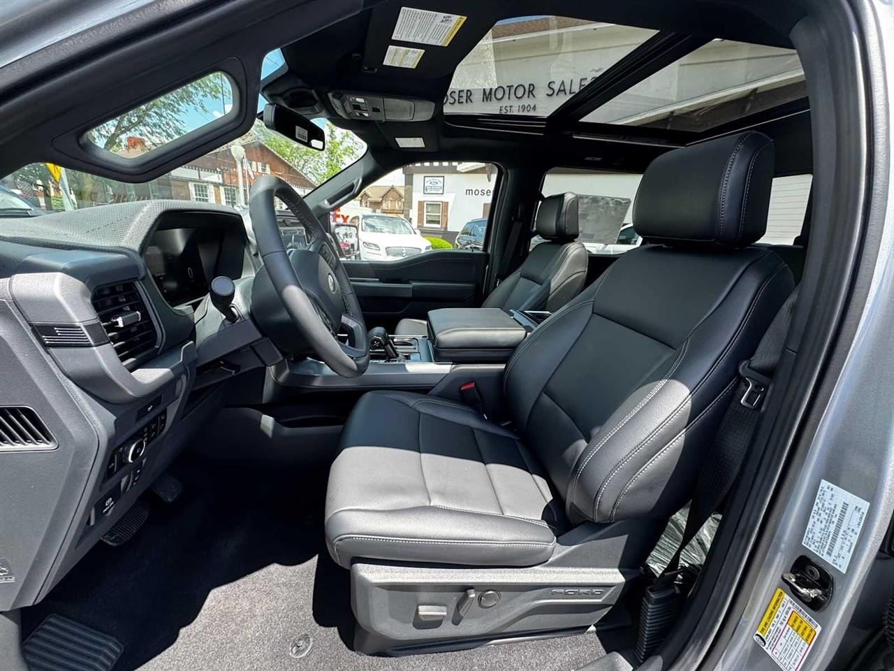 Ford F-150 XLT 4WD SuperCrew 5.5' Box 2026