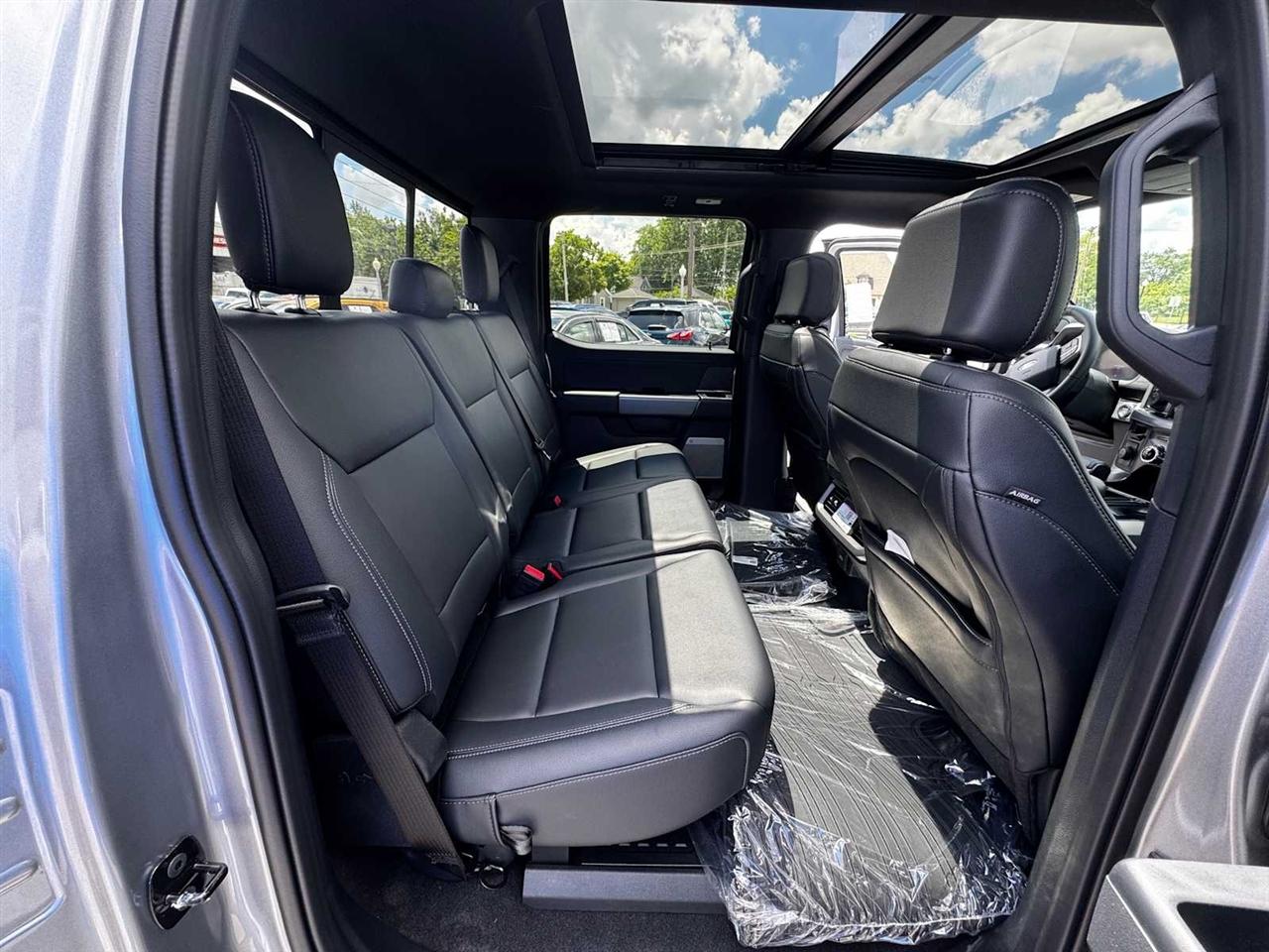 Ford F-150 XLT 4WD SuperCrew 5.5' Box 2026