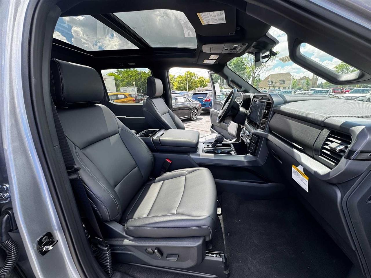 Ford F-150 XLT 4WD SuperCrew 5.5' Box 2026