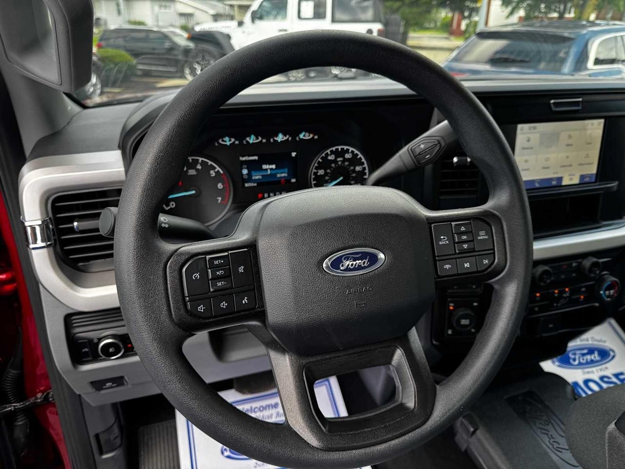 Ford Super Duty F-250 SRW XLT 4WD Reg Cab 8' Box 2026