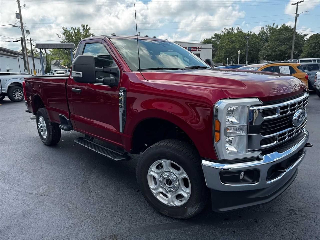 Ford Super Duty F-250 SRW XLT 4WD Reg Cab 8' Box 2026