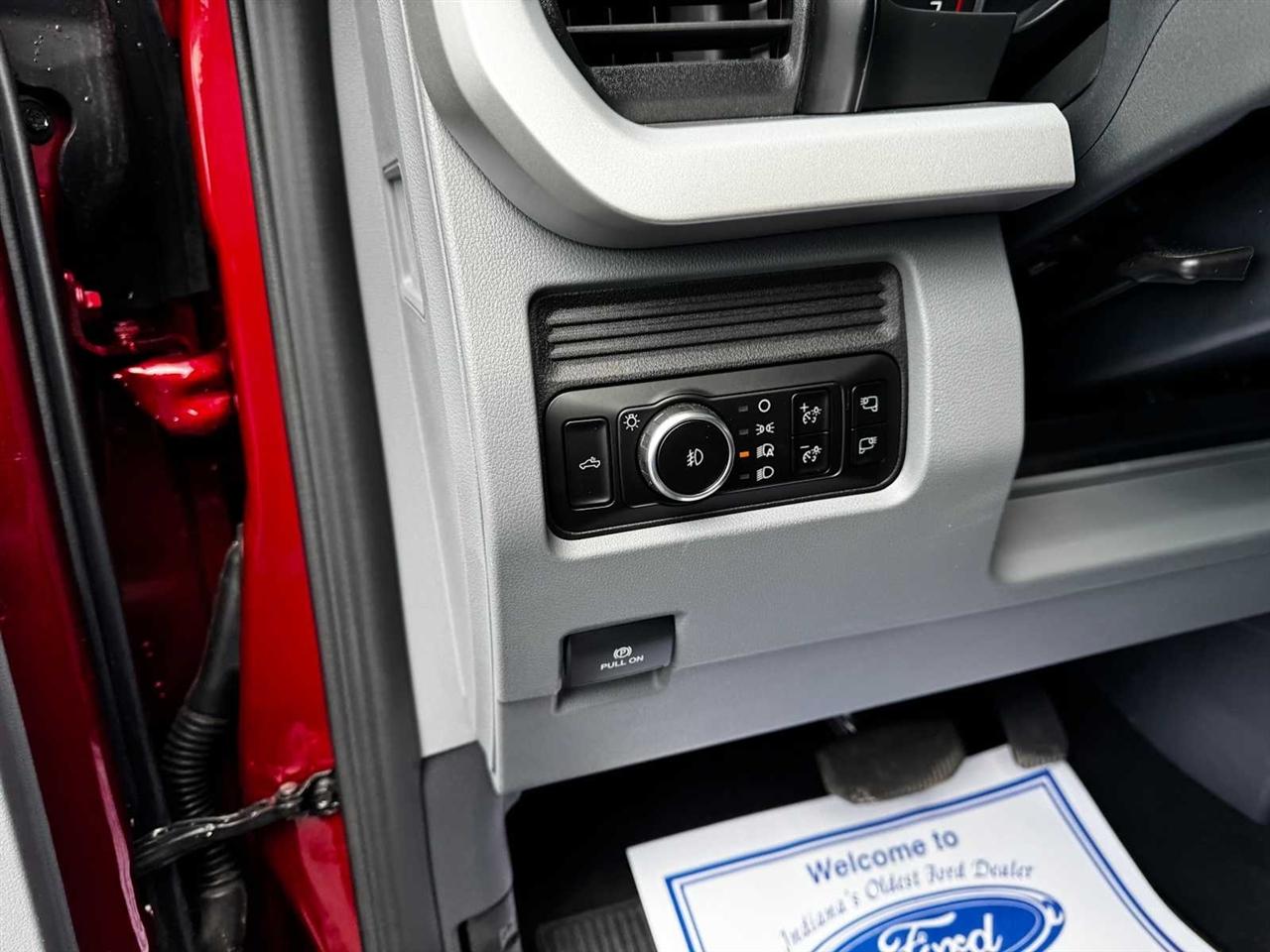 Ford Super Duty F-250 SRW XLT 4WD Reg Cab 8' Box 2026