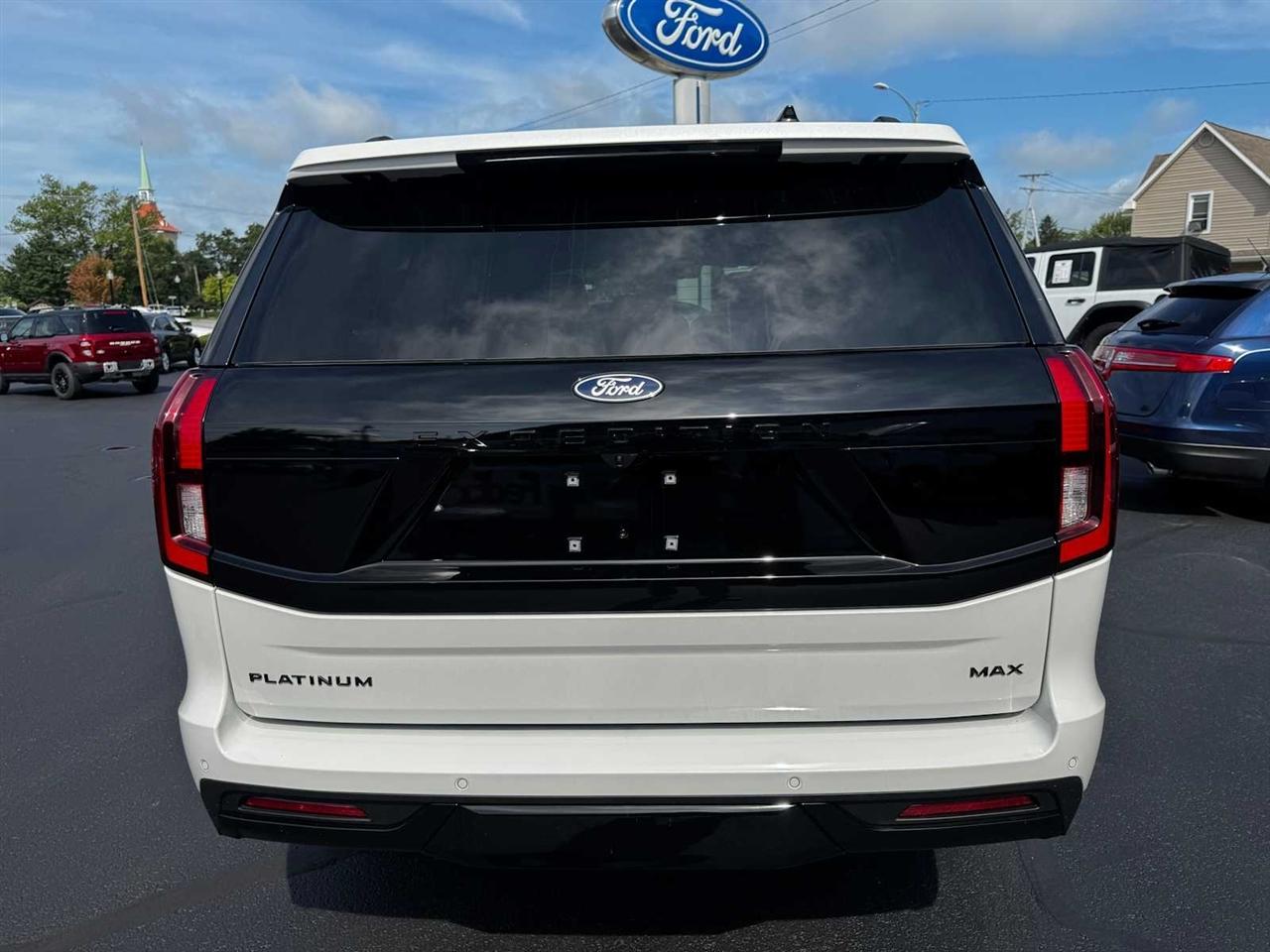 Ford Expedition Max Platinum 4x4 2027