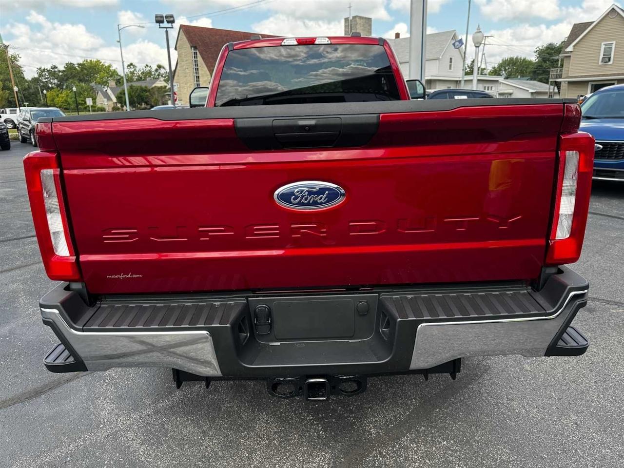 Ford Super Duty F-250 SRW XLT 4WD Reg Cab 8' Box 2026