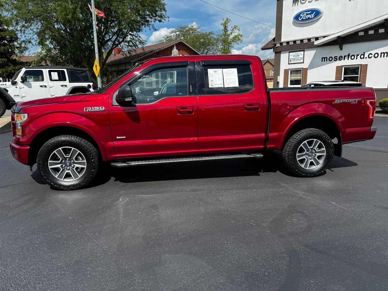 Ford F-150 4WD SuperCrew 145" XLT 2015