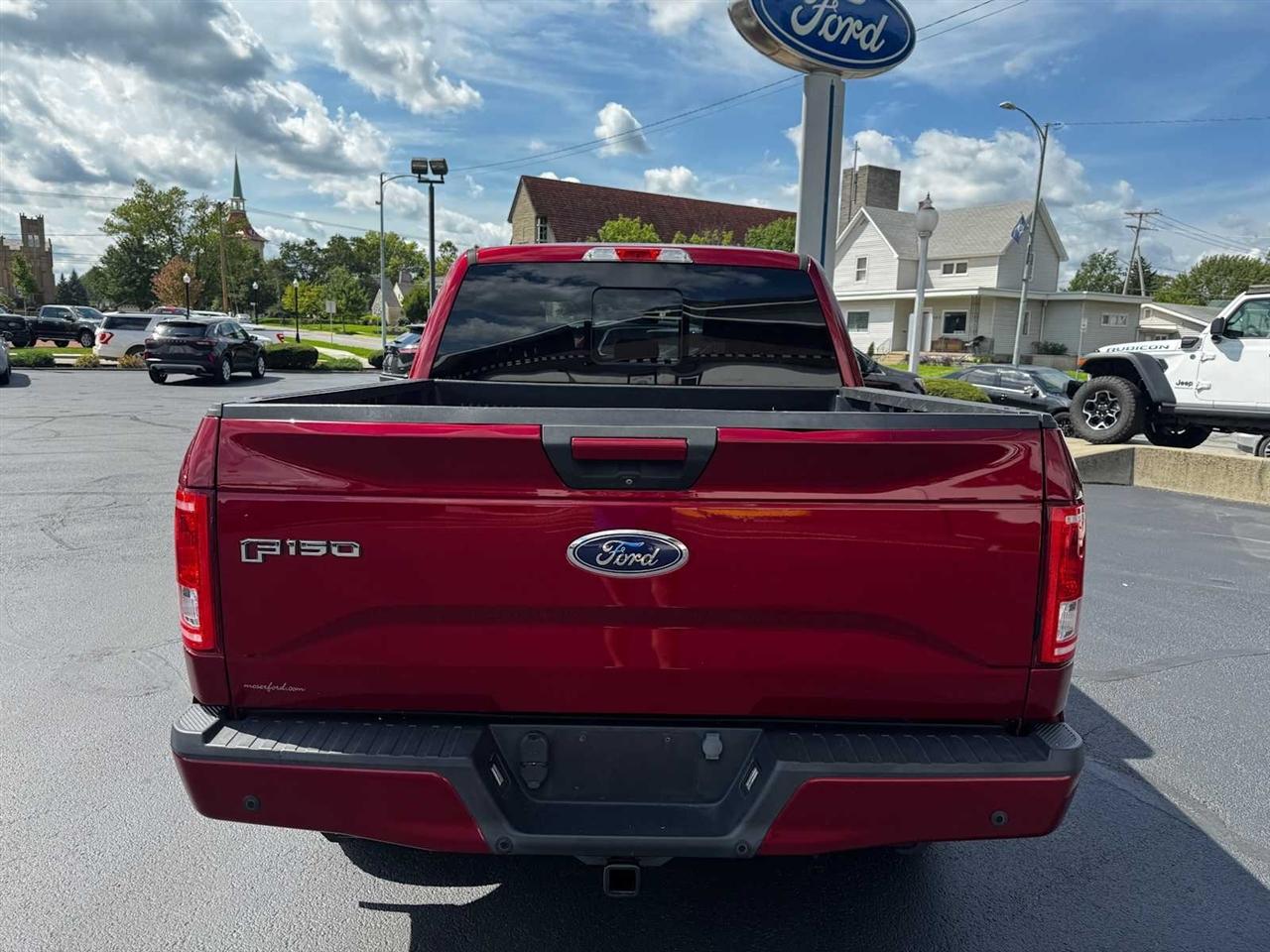 Ford F-150 4WD SuperCrew 145" XLT 2015