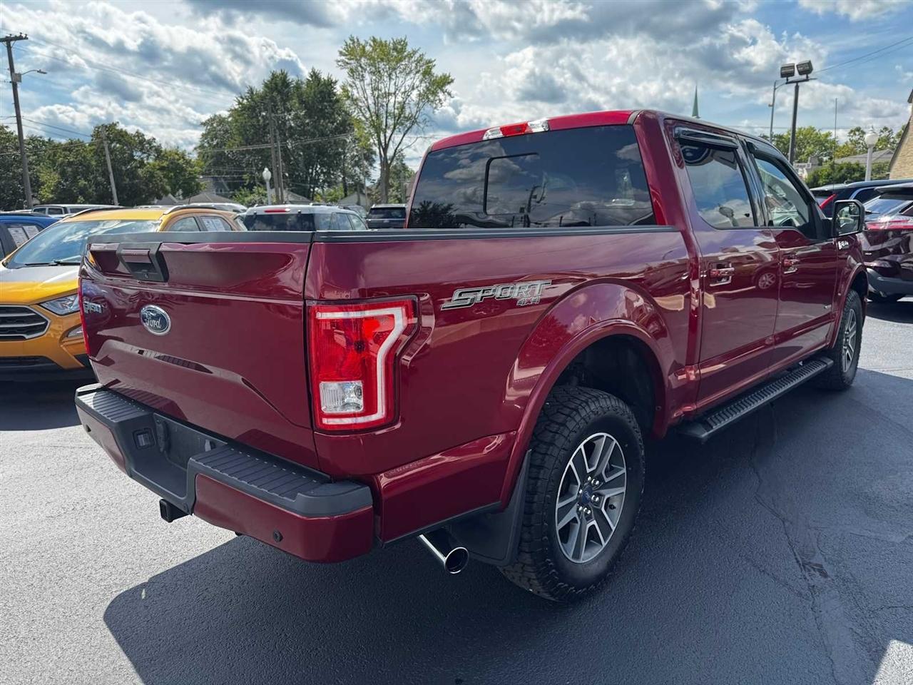 Ford F-150 4WD SuperCrew 145" XLT 2015