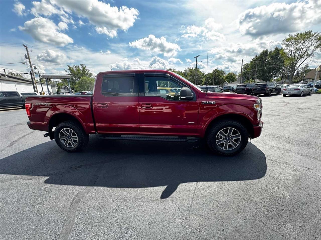 Ford F-150 4WD SuperCrew 145" XLT 2015