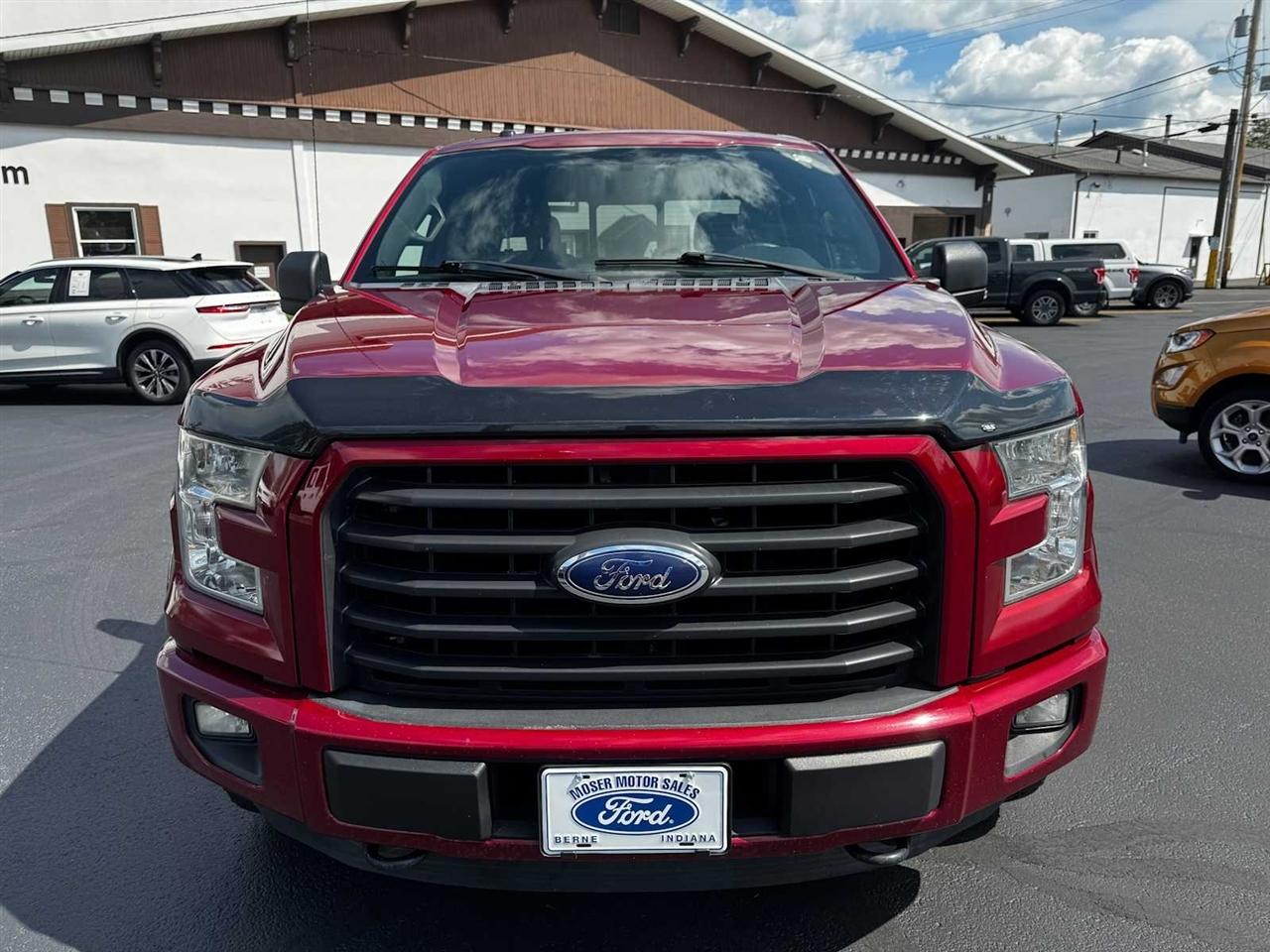 Ford F-150 4WD SuperCrew 145" XLT 2015