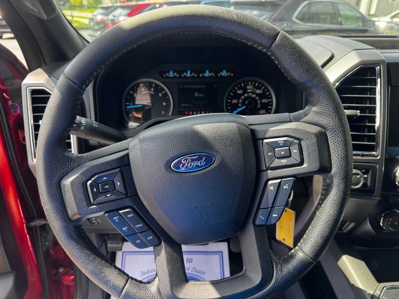 Ford F-150 4WD SuperCrew 145" XLT 2015