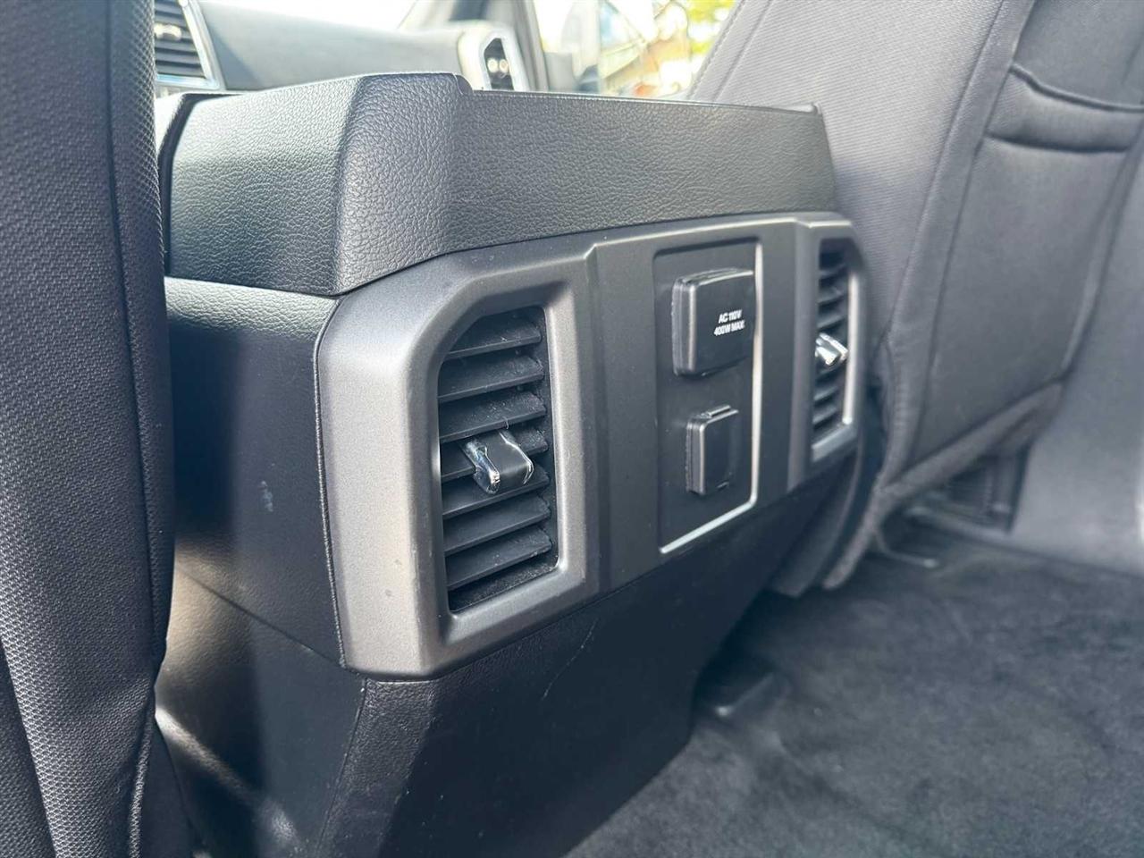 Ford F-150 4WD SuperCrew 145" XLT 2015