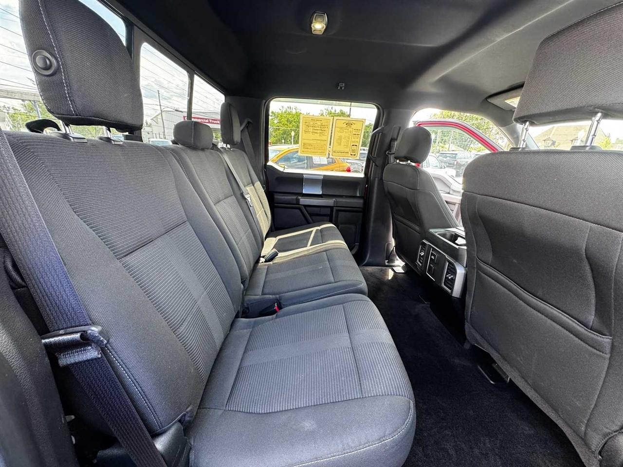 Ford F-150 4WD SuperCrew 145" XLT 2015