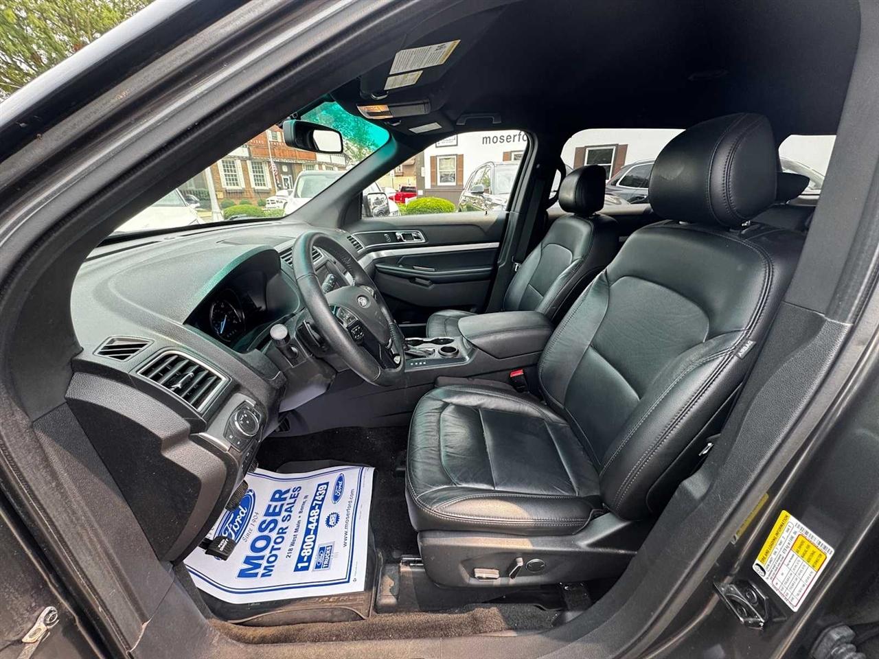 2017 Ford Explorer 4