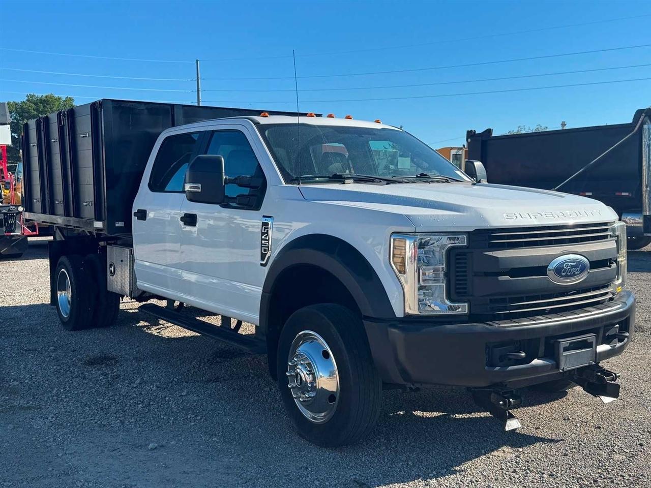 Ford Super Duty F-450 DRW XLT 2WD Crew Cab 179" WB 60" CA XLT 2018