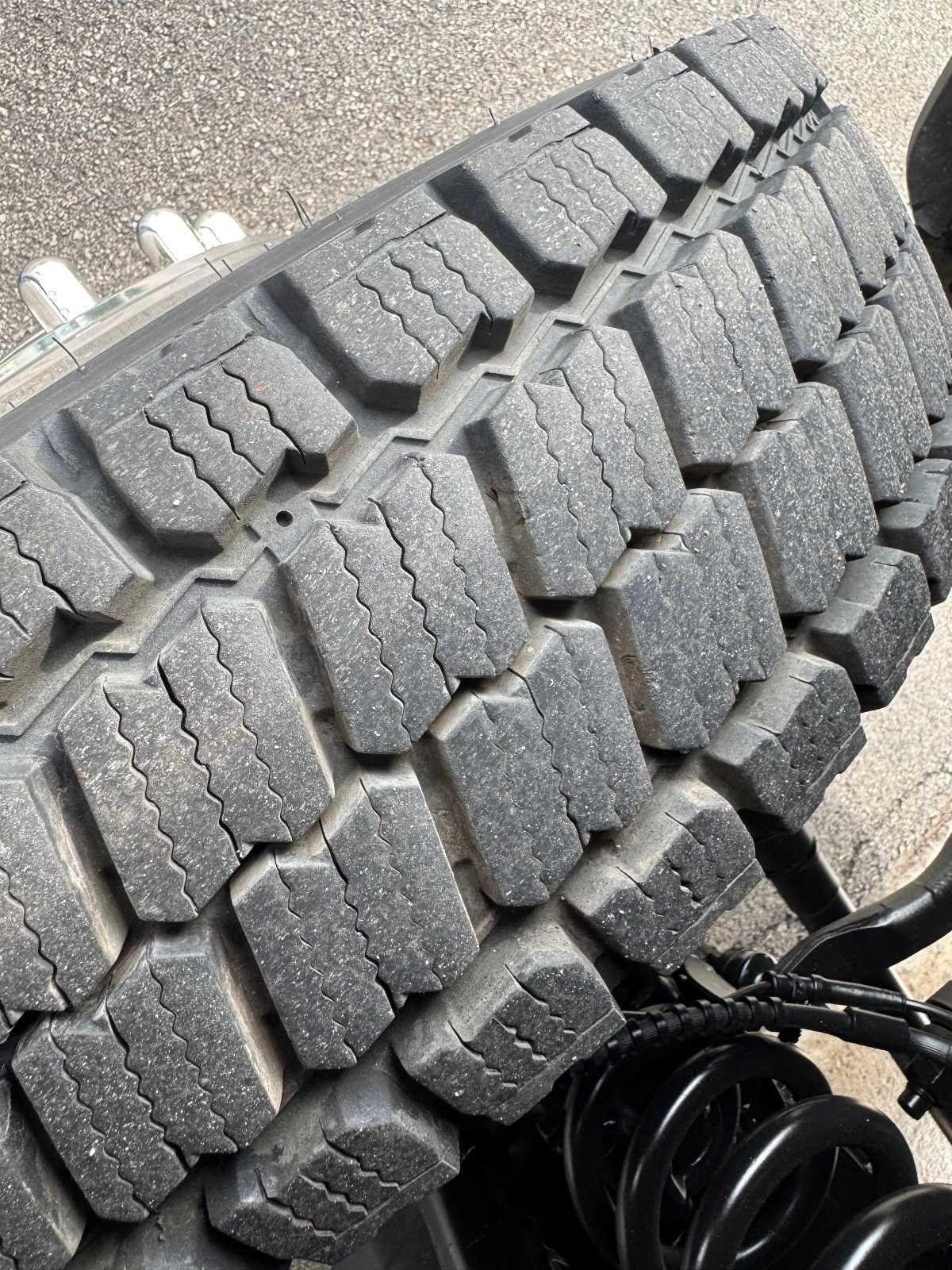 Ford Super Duty F-550 DRW XL 4WD SuperCab 168" WB 60" CA 2019