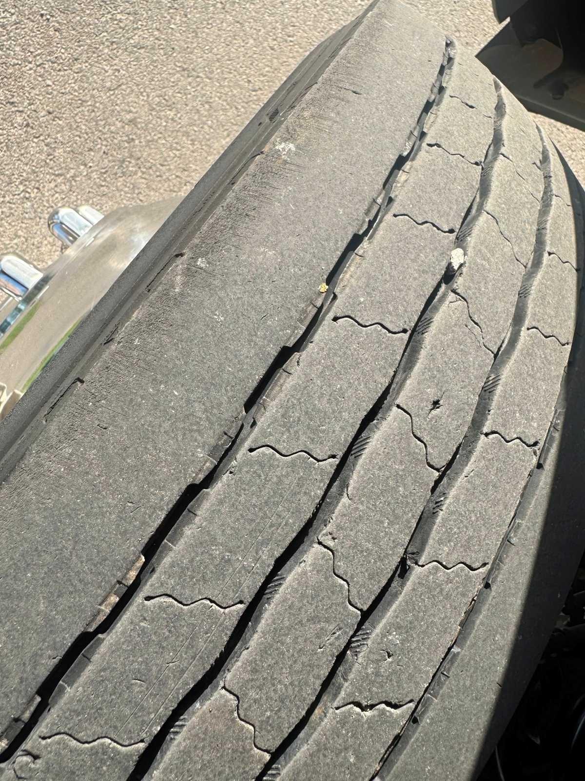 Ford Super Duty F-450 DRW XL 4WD Reg Cab 145" WB 60" CA 2023