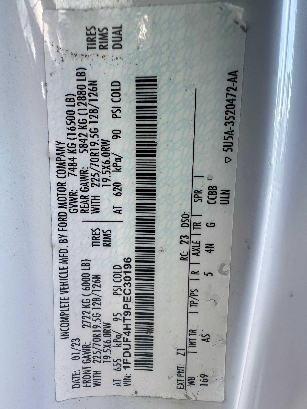 Ford Super Duty F-450 DRW XL 4WD Reg Cab 145" WB 60" CA 2023