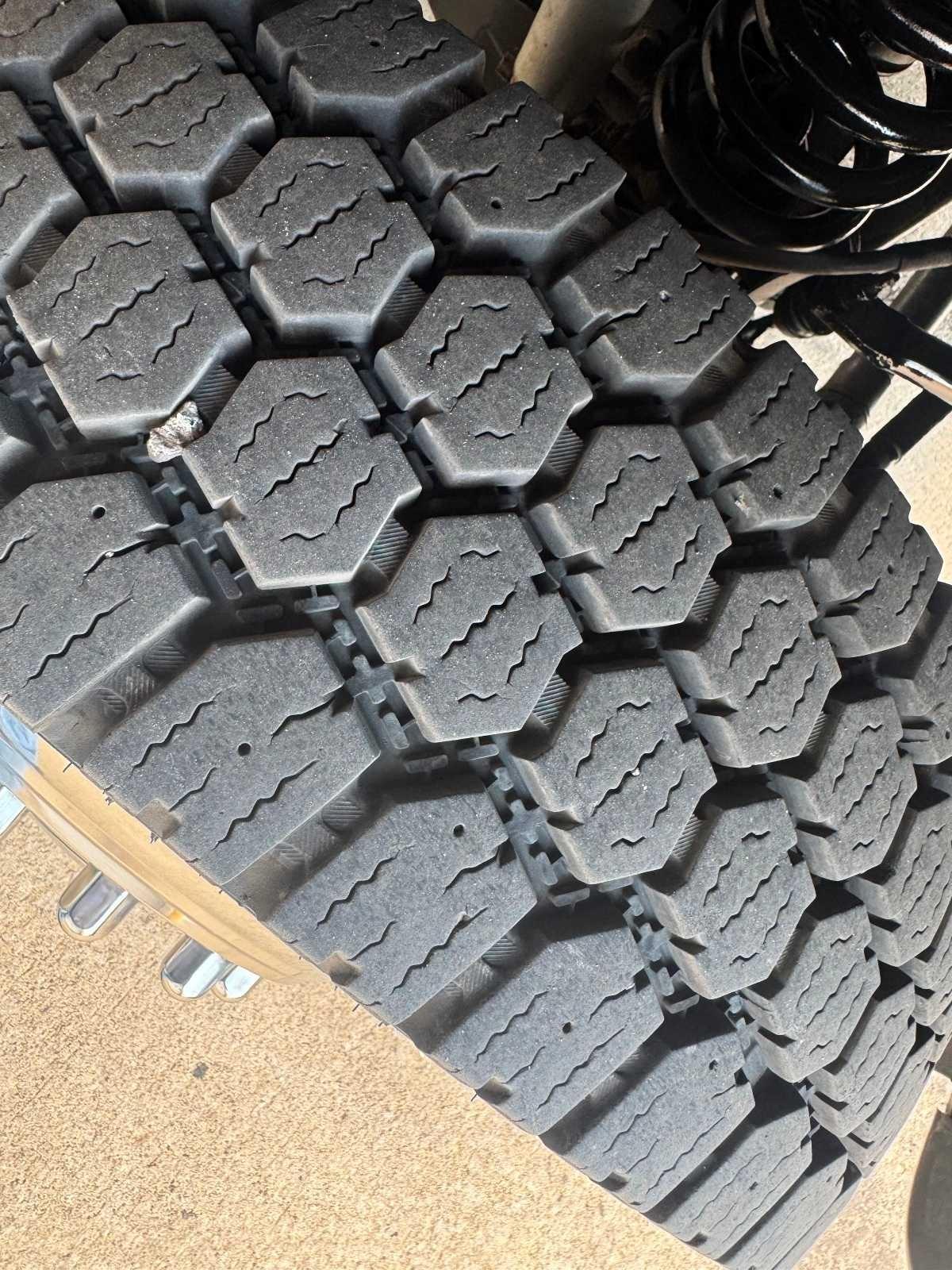 Ford Super Duty F-550 DRW 4WD Reg Cab 141" WB 60" CA XL 2015