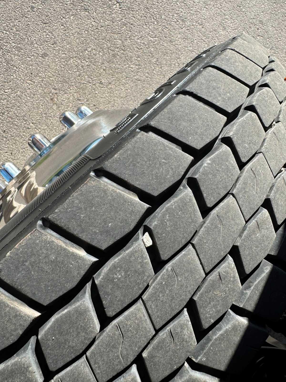 Ford Super Duty F-450 DRW 4WD Reg Cab 201" WB 120" CA XLT 2015