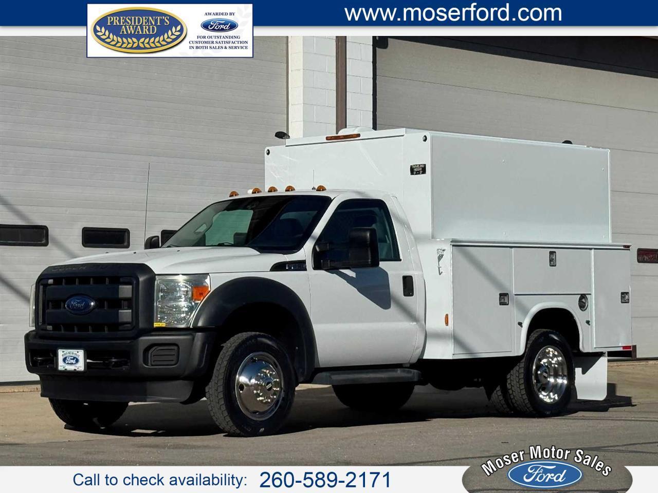 Ford Super Duty F-450 DRW 4WD Reg Cab 201" WB 120" CA XLT 2015